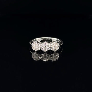 ANELLO TRILOGY CON DIAMANTI TAGLIO BRILLANTE