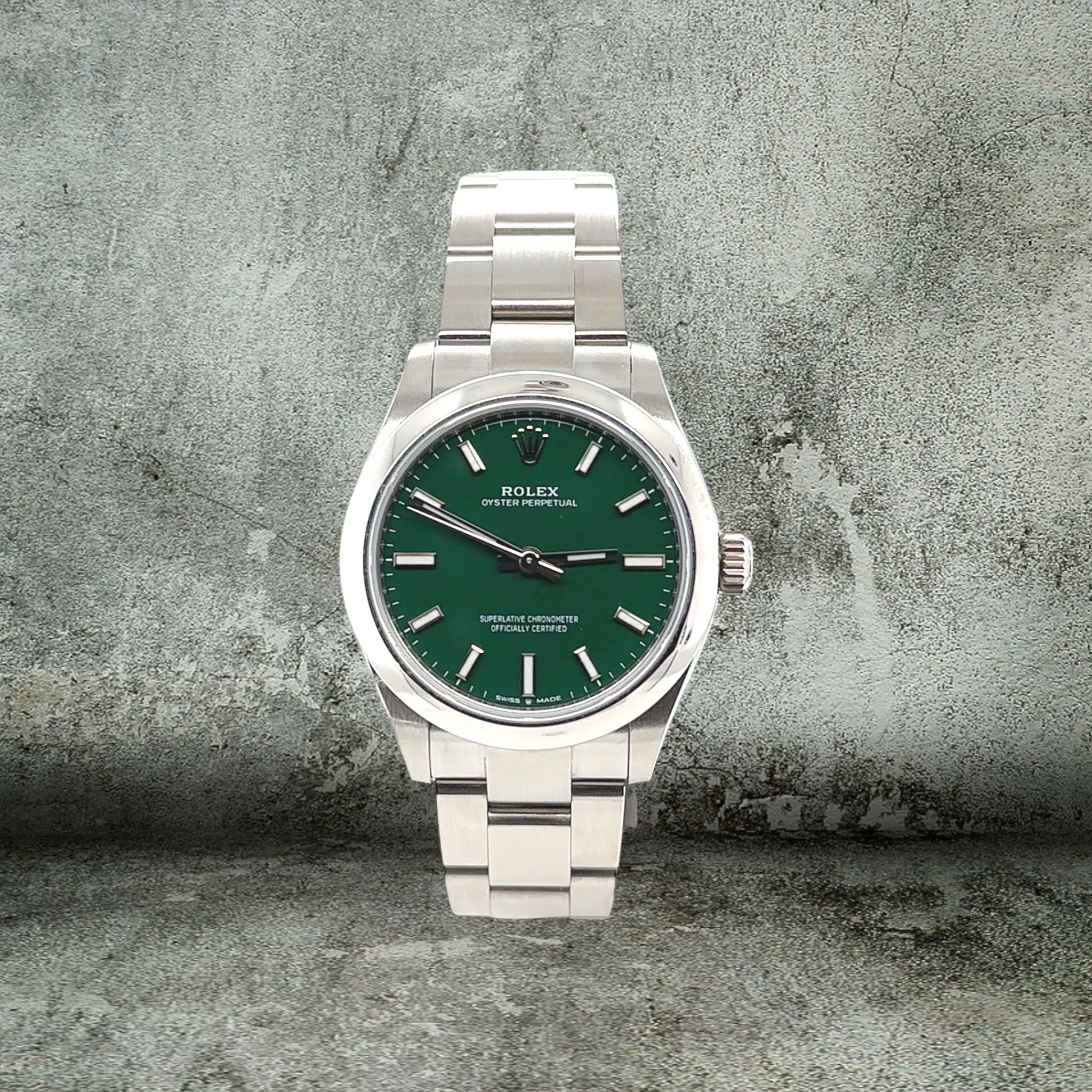 ROLEX OYSTER PERPETUAL GREEN 31mm 277200