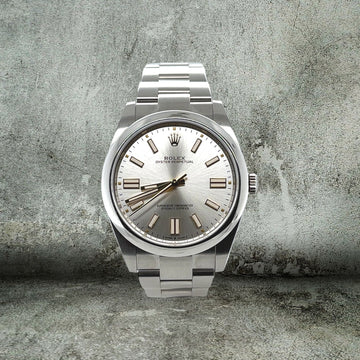 ROLEX OYSTER PERPETUAL 41mm 124300 SILVER NEW