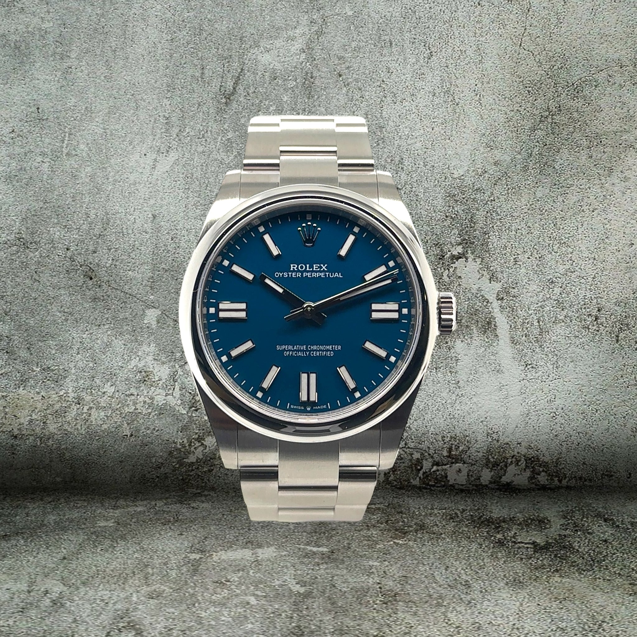 ROLEX OYSTER PERPETUAL 41 MED BLUE NEW 134300